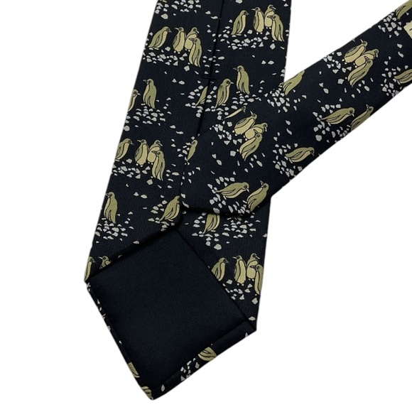 HERMÈS 7334 EA Black Penguin Silk LUXURY Tie FRANCE - Picture 5 of 5
